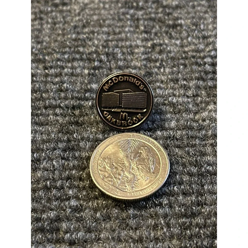 McDonald’s‎ Corporate Oakbrook Employee Lapel Hat Pin
